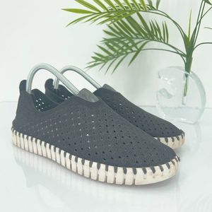 Ilse of Jacobsen Tulip Slip On Shoes Women's 41 / fits like a size 10.